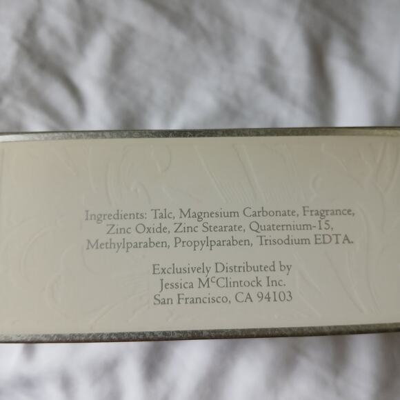 Vintage Jessica McClintock perfumed body powder NIB with puff 2 oz- HTF - Picture 7 of 8